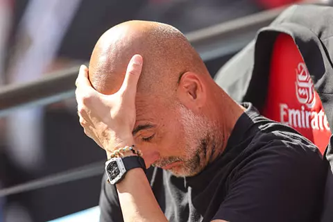 جوارديولا عن ترك ركلة الجزاء لمرموش: اللاعبون هم من يقررون